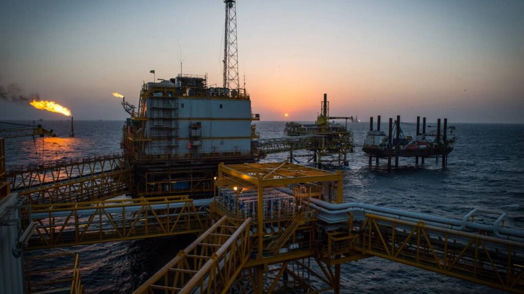 Oil prices jump after news of Israel’s readiness to strike Iran’s nuclear facilities