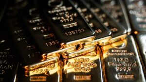 Gold continues to decline with the American judiciary to stop customs definitions